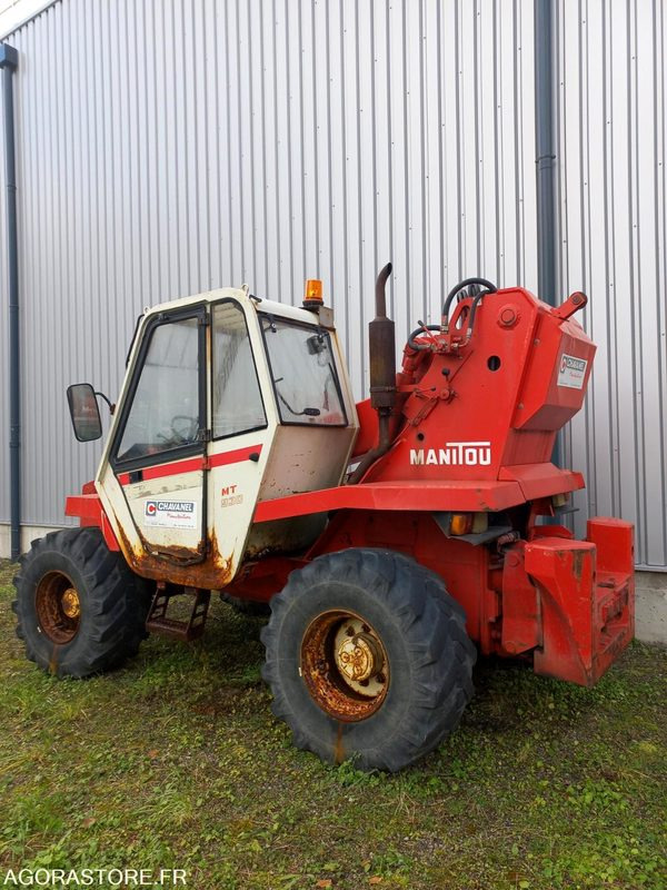 MANITOU MT930 - 1989 - 4600h - Kurottaja: kuva MANITOU MT930 - 1989 - 4600h - Kurottaja MANITOU MT930 - 1989 - 4600h - Kurottaja: kuva MANITOU MT930 - 1989 - 4600h - Kurottaja