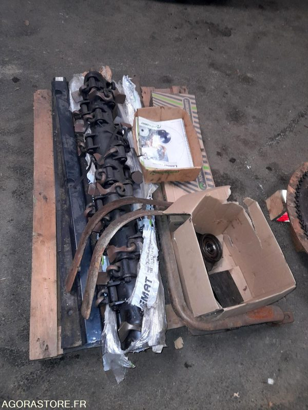 MASSEY FERGUSON 6455 avec ensemble outils Noremat - Traktori: kuva MASSEY FERGUSON 6455 avec ensemble outils Noremat - Traktori MASSEY FERGUSON 6455 avec ensemble outils Noremat - Traktori: kuva MASSEY FERGUSON 6455 avec ensemble outils Noremat - Traktori