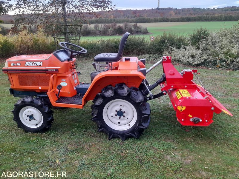 MICRO TRACTEUR 16 CV AVEC ROTOVATOR - Traktori: kuva MICRO TRACTEUR 16 CV AVEC ROTOVATOR - Traktori MICRO TRACTEUR 16 CV AVEC ROTOVATOR - Traktori: kuva MICRO TRACTEUR 16 CV AVEC ROTOVATOR - Traktori