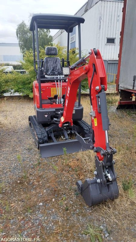 MINI-PELLE MOTEUR KUBOTA - HUAYEE HY16 - Kaivuri: kuva MINI-PELLE MOTEUR KUBOTA - HUAYEE HY16 - Kaivuri MINI-PELLE MOTEUR KUBOTA - HUAYEE HY16 - Kaivuri: kuva MINI-PELLE MOTEUR KUBOTA - HUAYEE HY16 - Kaivuri