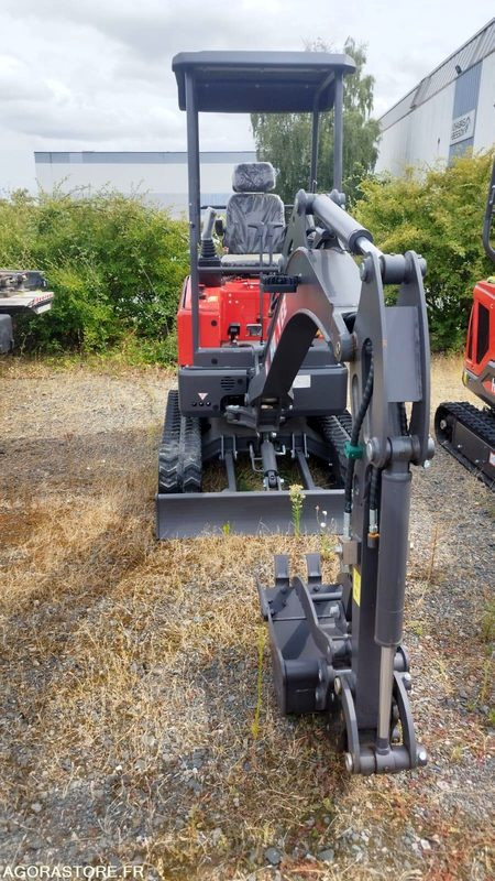 MINI-PELLE MOTEUR KUBOTA - HUAYEE HY20 - Kaivuri: kuva MINI-PELLE MOTEUR KUBOTA - HUAYEE HY20 - Kaivuri MINI-PELLE MOTEUR KUBOTA - HUAYEE HY20 - Kaivuri: kuva MINI-PELLE MOTEUR KUBOTA - HUAYEE HY20 - Kaivuri