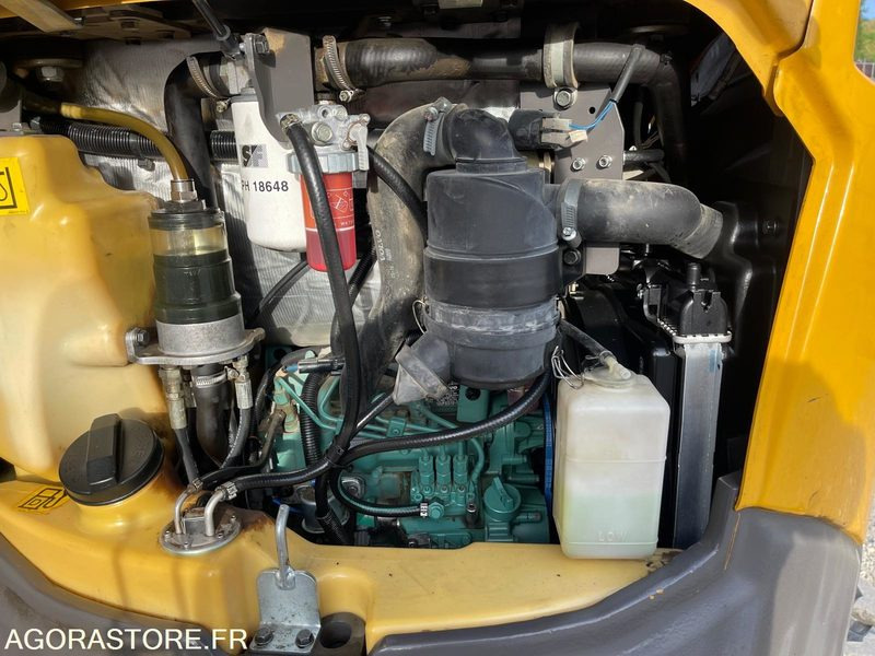 MINI-PELLE VOLVO ECR25D 2016 4700 HEURES - Kaivuri: kuva MINI-PELLE VOLVO ECR25D 2016 4700 HEURES - Kaivuri MINI-PELLE VOLVO ECR25D 2016 4700 HEURES - Kaivuri: kuva MINI-PELLE VOLVO ECR25D 2016 4700 HEURES - Kaivuri