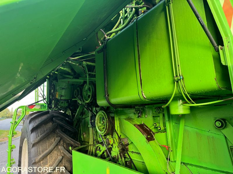 Maatalouskoneet Moissonneuse batteuse DEUTZ 4080HTS Topliner BALANCE: kuva Maatalouskoneet Moissonneuse batteuse DEUTZ 4080HTS Topliner BALANCE