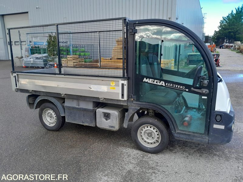 Méga M10 (CE257) - Sähköajoneuvo: kuva Méga M10 (CE257) - Sähköajoneuvo Méga M10 (CE257) - Sähköajoneuvo: kuva Méga M10 (CE257) - Sähköajoneuvo