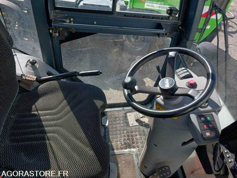 Mini balayeuse HAKO C1250 - Lakaisuauto: kuva Mini balayeuse HAKO C1250 - Lakaisuauto Mini balayeuse HAKO C1250 - Lakaisuauto: kuva Mini balayeuse HAKO C1250 - Lakaisuauto