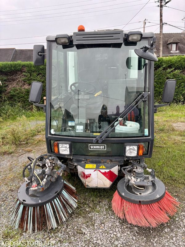 Mini balayeuse Swingo 200 - Lakaisuauto: kuva Mini balayeuse Swingo 200 - Lakaisuauto Mini balayeuse Swingo 200 - Lakaisuauto: kuva Mini balayeuse Swingo 200 - Lakaisuauto