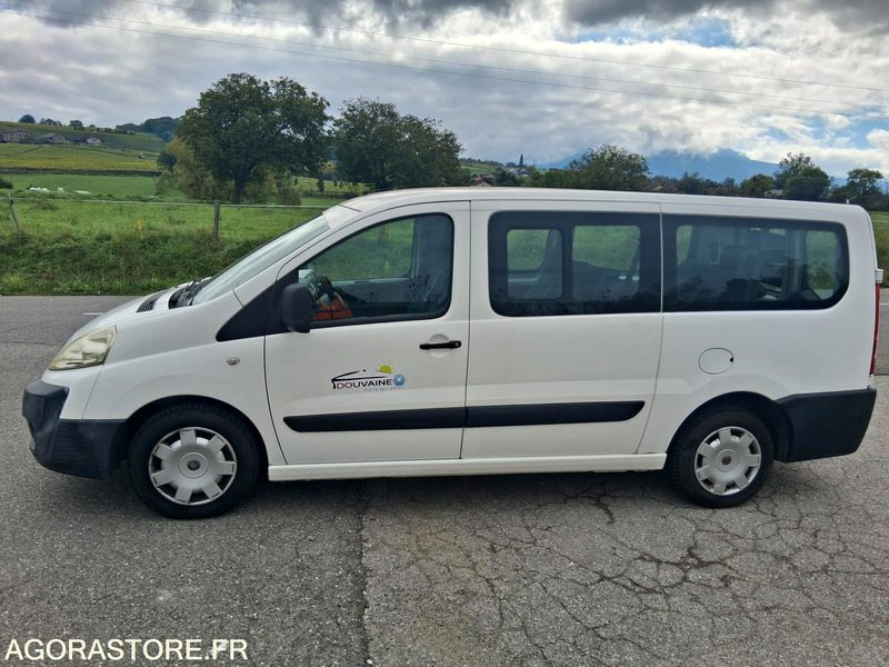 Mini bus / Fiat Scudo - Minibussi, Pikkubussi: kuva Mini bus / Fiat Scudo - Minibussi, Pikkubussi Mini bus / Fiat Scudo - Minibussi, Pikkubussi: kuva Mini bus / Fiat Scudo - Minibussi, Pikkubussi