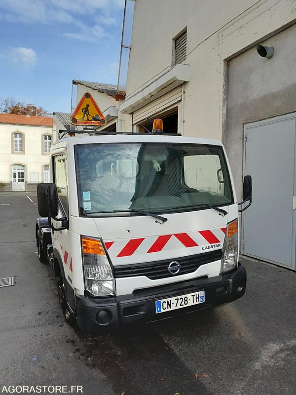NISSAN CABSTAR POLYBENNE - Kippilava-auto: kuva NISSAN CABSTAR POLYBENNE - Kippilava-auto NISSAN CABSTAR POLYBENNE - Kippilava-auto: kuva NISSAN CABSTAR POLYBENNE - Kippilava-auto