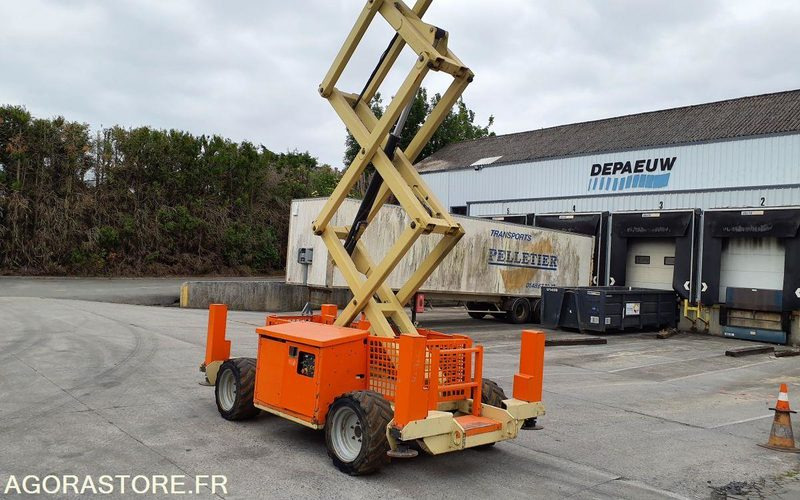 Nacelle DIESEL JLG 260MRT - Henkilönostin: kuva Nacelle DIESEL JLG 260MRT - Henkilönostin Nacelle DIESEL JLG 260MRT - Henkilönostin: kuva Nacelle DIESEL JLG 260MRT - Henkilönostin