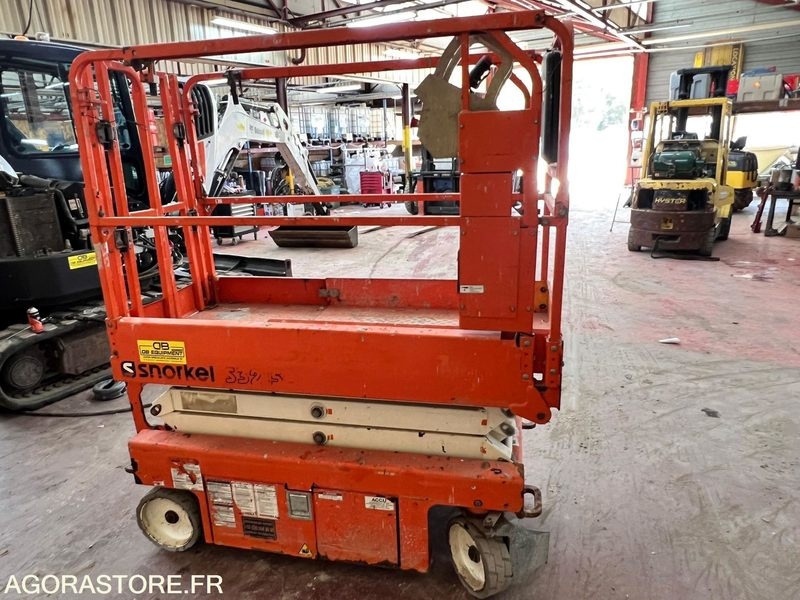 Nacelle ciseaux 6,5M électrique SNORKEL S3215E - 2016 - 840 heures - Saksilava: kuva Nacelle ciseaux 6,5M électrique SNORKEL S3215E - 2016 - 840 heures - Saksilava Nacelle ciseaux 6,5M électrique SNORKEL S3215E - 2016 - 840 heures - Saksilava: kuva Nacelle ciseaux 6,5M électrique SNORKEL S3215E - 2016 - 840 heures - Saksilava