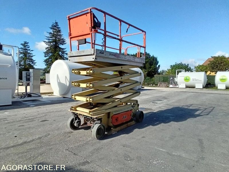 Nacelle ciseaux Electrique JLG 2646ES - Henkilönostin: kuva Nacelle ciseaux Electrique JLG 2646ES - Henkilönostin Nacelle ciseaux Electrique JLG 2646ES - Henkilönostin: kuva Nacelle ciseaux Electrique JLG 2646ES - Henkilönostin