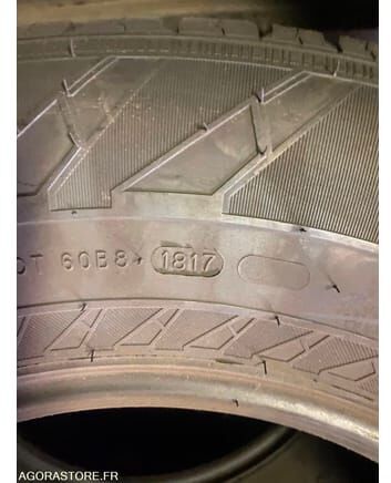 Nokian ROTIIVA HT - Rengas - Kuorma-auto: kuva Nokian ROTIIVA HT - Rengas - Kuorma-auto Nokian ROTIIVA HT - Rengas - Kuorma-auto: kuva Nokian ROTIIVA HT - Rengas - Kuorma-auto