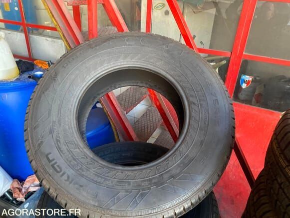 Nokian ROTIIVA HT - Rengas - Kuorma-auto: kuva Nokian ROTIIVA HT - Rengas - Kuorma-auto Nokian ROTIIVA HT - Rengas - Kuorma-auto: kuva Nokian ROTIIVA HT - Rengas - Kuorma-auto