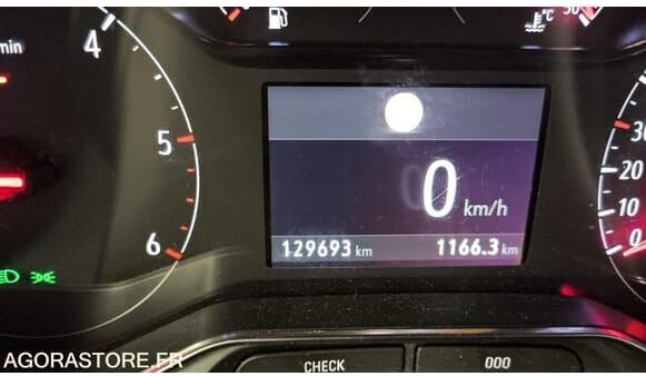 Pikkubussi Opel COMBO: kuva Pikkubussi Opel COMBO