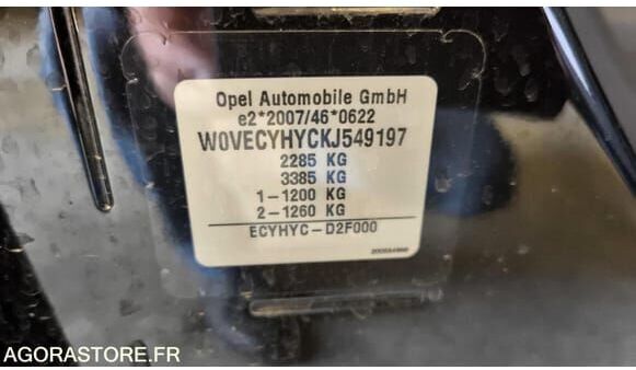 Pikkubussi Opel COMBO: kuva Pikkubussi Opel COMBO