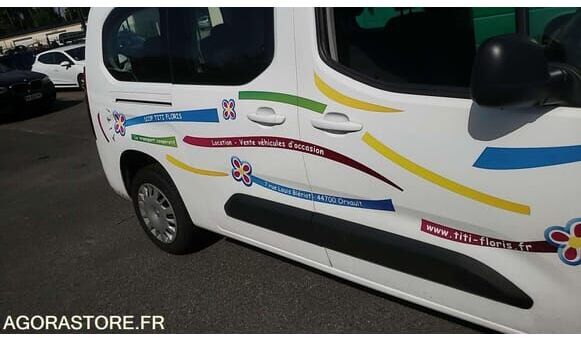 Opel COMBO - Pikkubussi: kuva Opel COMBO - Pikkubussi Opel COMBO - Pikkubussi: kuva Opel COMBO - Pikkubussi