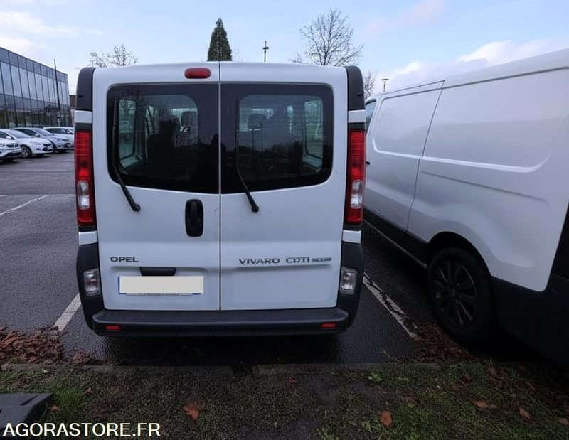 Opel Vivaro Combi 9 places L2H1 -2.0 cdti 120ch - Roulant - Minibussi, Pikkubussi: kuva Opel Vivaro Combi 9 places L2H1 -2.0 cdti 120ch - Roulant - Minibussi, Pikkubussi Opel Vivaro Combi 9 places L2H1 -2.0 cdti 120ch - Roulant - Minibussi, Pikkubussi: kuva Opel Vivaro Combi 9 places L2H1 -2.0 cdti 120ch - Roulant - Minibussi, Pikkubussi