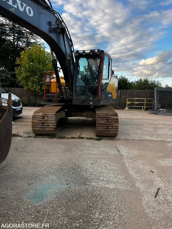 PELLE VOLVO EC160 NL - 2020 / 4950 HEURES - Kaivuri: kuva PELLE VOLVO EC160 NL - 2020 / 4950 HEURES - Kaivuri PELLE VOLVO EC160 NL - 2020 / 4950 HEURES - Kaivuri: kuva PELLE VOLVO EC160 NL - 2020 / 4950 HEURES - Kaivuri
