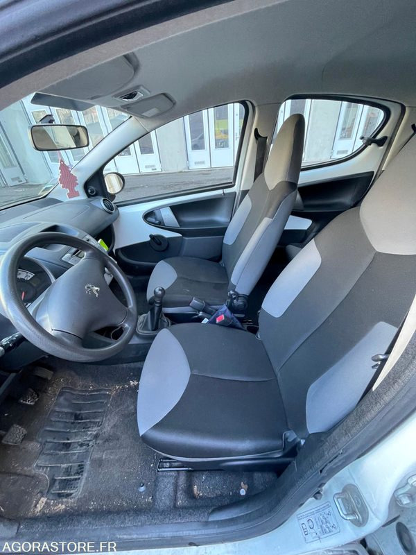 PEUGEOT 107 CL-099-LQ - Henkilöauto: kuva PEUGEOT 107 CL-099-LQ - Henkilöauto PEUGEOT 107 CL-099-LQ - Henkilöauto: kuva PEUGEOT 107 CL-099-LQ - Henkilöauto