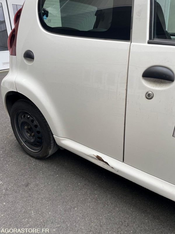 PEUGEOT 107 CL-586-LQ - Henkilöauto: kuva PEUGEOT 107 CL-586-LQ - Henkilöauto PEUGEOT 107 CL-586-LQ - Henkilöauto: kuva PEUGEOT 107 CL-586-LQ - Henkilöauto