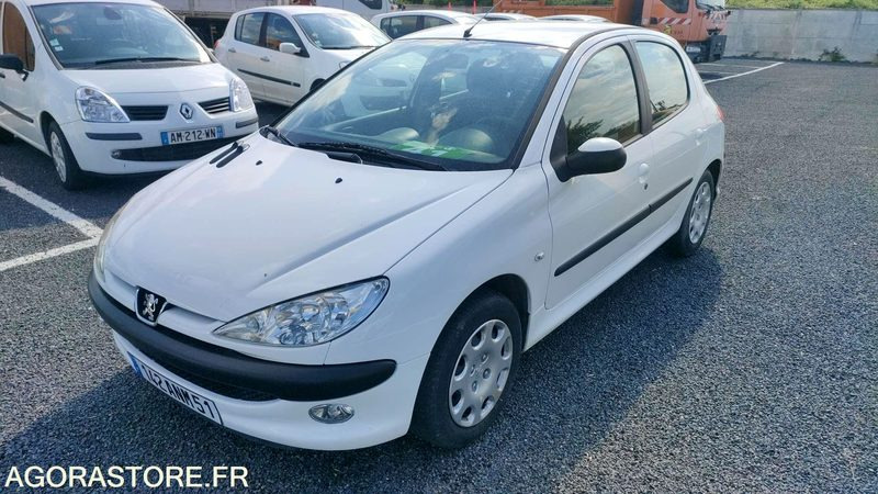 PEUGEOT 206 - 2005 - 142613kms - Henkilöauto: kuva PEUGEOT 206 - 2005 - 142613kms - Henkilöauto PEUGEOT 206 - 2005 - 142613kms - Henkilöauto: kuva PEUGEOT 206 - 2005 - 142613kms - Henkilöauto