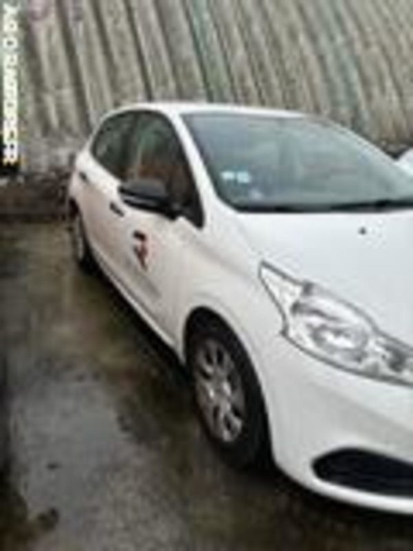 PEUGEOT 208 CG360P - Henkilöauto: kuva PEUGEOT 208 CG360P - Henkilöauto PEUGEOT 208 CG360P - Henkilöauto: kuva PEUGEOT 208 CG360P - Henkilöauto