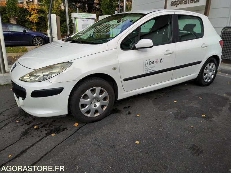 PEUGEOT 307 - 1.6 Diésel 190 285 KM - MONTREUIL (93) - Henkilöauto: kuva PEUGEOT 307 - 1.6 Diésel 190 285 KM - MONTREUIL (93) - Henkilöauto PEUGEOT 307 - 1.6 Diésel 190 285 KM - MONTREUIL (93) - Henkilöauto: kuva PEUGEOT 307 - 1.6 Diésel 190 285 KM - MONTREUIL (93) - Henkilöauto