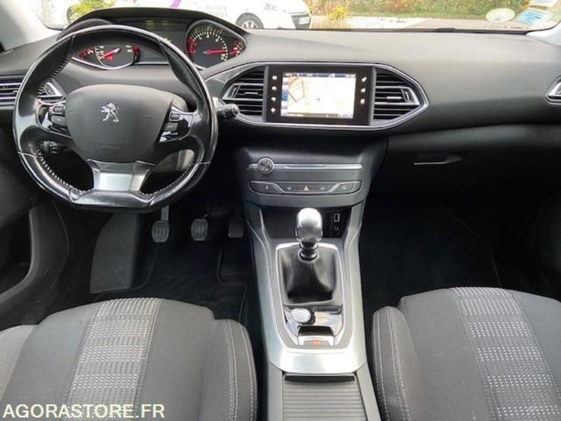 PEUGEOT 308SW - 2016 - 172000 KM - Farmari: kuva PEUGEOT 308SW - 2016 - 172000 KM - Farmari PEUGEOT 308SW - 2016 - 172000 KM - Farmari: kuva PEUGEOT 308SW - 2016 - 172000 KM - Farmari
