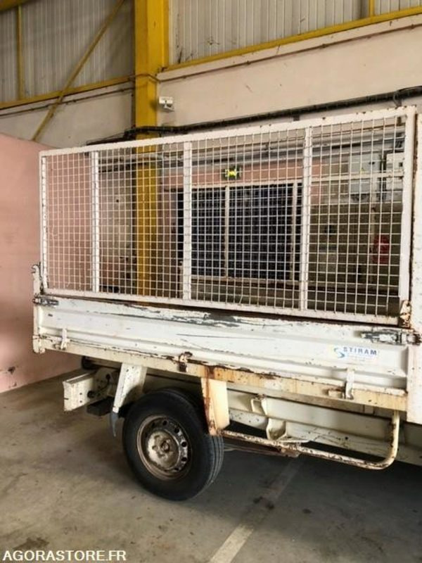 PEUGEOT BOXER - Kippilava-auto: kuva PEUGEOT BOXER - Kippilava-auto PEUGEOT BOXER - Kippilava-auto: kuva PEUGEOT BOXER - Kippilava-auto