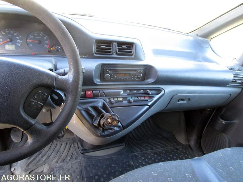 PEUGEOT EXPERT du 29/11/2005 en l'état (Contrôle Technique joint) - Pakettiauto: kuva PEUGEOT EXPERT du 29/11/2005 en l'état (Contrôle Technique joint) - Pakettiauto PEUGEOT EXPERT du 29/11/2005 en l'état (Contrôle Technique joint) - Pakettiauto: kuva PEUGEOT EXPERT du 29/11/2005 en l'état (Contrôle Technique joint) - Pakettiauto