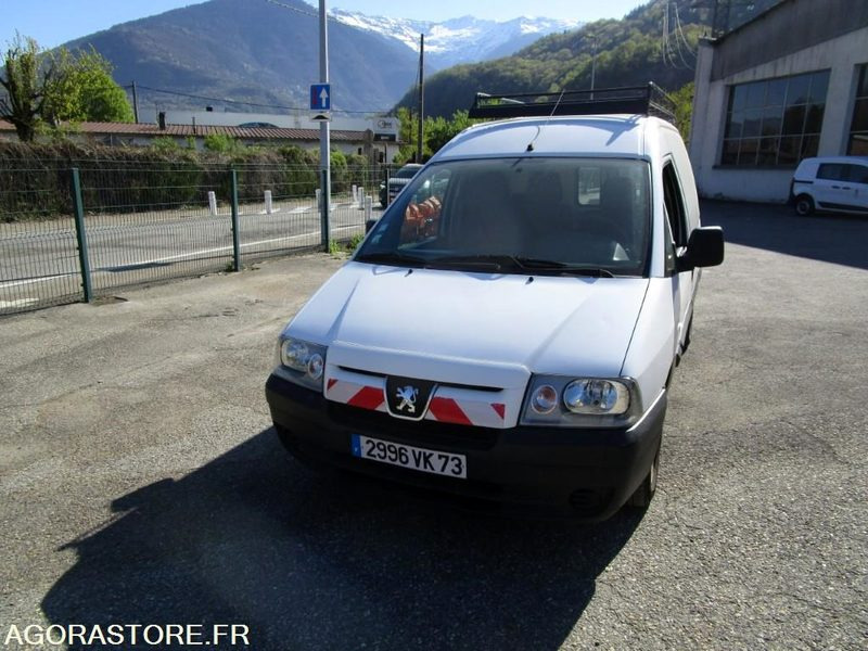 PEUGEOT EXPERT du 29/11/2005 en l'état (Contrôle Technique joint) - Pakettiauto: kuva PEUGEOT EXPERT du 29/11/2005 en l'état (Contrôle Technique joint) - Pakettiauto PEUGEOT EXPERT du 29/11/2005 en l'état (Contrôle Technique joint) - Pakettiauto: kuva PEUGEOT EXPERT du 29/11/2005 en l'état (Contrôle Technique joint) - Pakettiauto