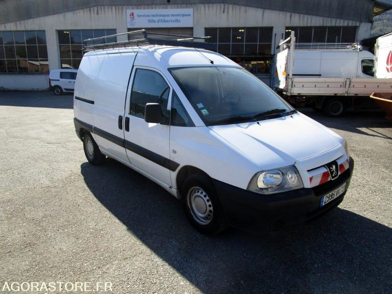 PEUGEOT EXPERT du 29/11/2005 en l'état (Contrôle Technique joint) - Pakettiauto: kuva PEUGEOT EXPERT du 29/11/2005 en l'état (Contrôle Technique joint) - Pakettiauto PEUGEOT EXPERT du 29/11/2005 en l'état (Contrôle Technique joint) - Pakettiauto: kuva PEUGEOT EXPERT du 29/11/2005 en l'état (Contrôle Technique joint) - Pakettiauto