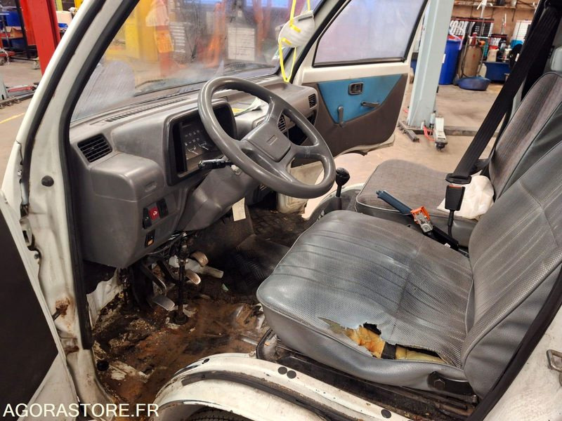 PIAGGIO TIPPER - Kippilava-auto: kuva PIAGGIO TIPPER - Kippilava-auto PIAGGIO TIPPER - Kippilava-auto: kuva PIAGGIO TIPPER - Kippilava-auto