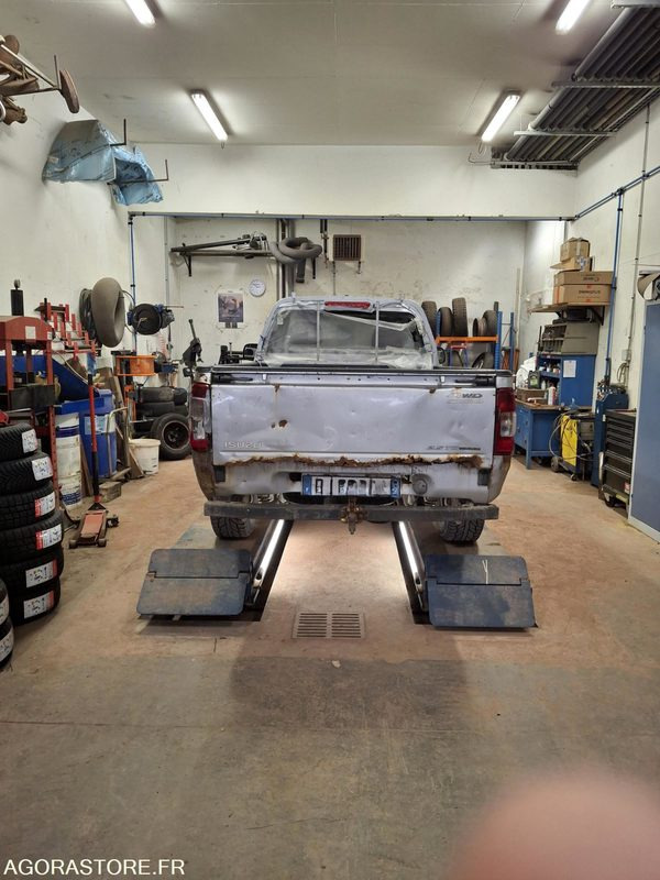 PICK UP D MAX ISUZU - Avolava-auto: kuva PICK UP D MAX ISUZU - Avolava-auto PICK UP D MAX ISUZU - Avolava-auto: kuva PICK UP D MAX ISUZU - Avolava-auto