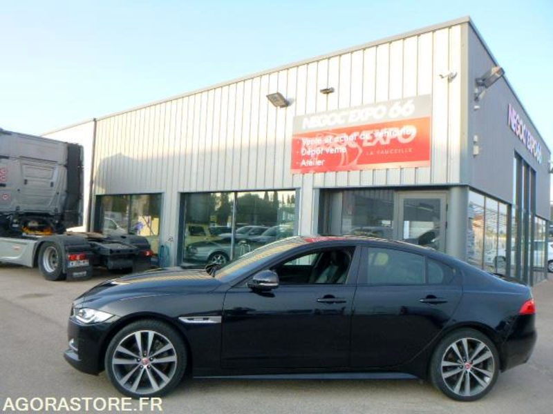 PRIX TTC 0% TVA - JAGUAR XE 2.0 180CV R SPORT AWD - 2016 - 160 000km - Henkilöauto: kuva PRIX TTC 0% TVA - JAGUAR XE 2.0 180CV R SPORT AWD - 2016 - 160 000km - Henkilöauto PRIX TTC 0% TVA - JAGUAR XE 2.0 180CV R SPORT AWD - 2016 - 160 000km - Henkilöauto: kuva PRIX TTC 0% TVA - JAGUAR XE 2.0 180CV R SPORT AWD - 2016 - 160 000km - Henkilöauto