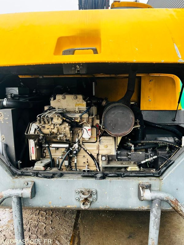 Pelle Mecalac 14 MBX - 2003 / 9940 HEURES - Kaivuri: kuva Pelle Mecalac 14 MBX - 2003 / 9940 HEURES - Kaivuri Pelle Mecalac 14 MBX - 2003 / 9940 HEURES - Kaivuri: kuva Pelle Mecalac 14 MBX - 2003 / 9940 HEURES - Kaivuri