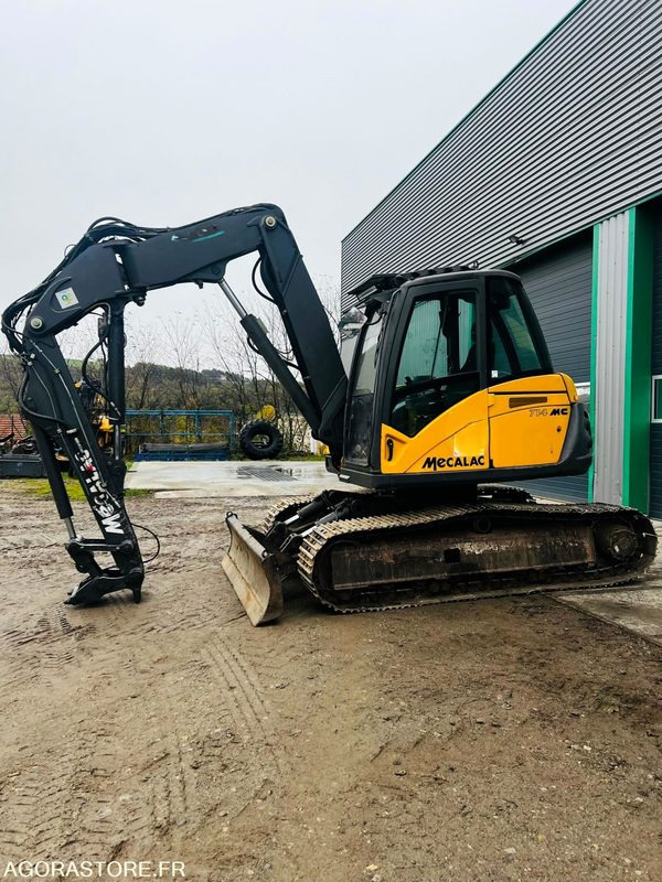 Pelle à chenilles Mecalac 714 MC - 2005 / 7373 HEURES - Kaivuri: kuva Pelle à chenilles Mecalac 714 MC - 2005 / 7373 HEURES - Kaivuri Pelle à chenilles Mecalac 714 MC - 2005 / 7373 HEURES - Kaivuri: kuva Pelle à chenilles Mecalac 714 MC - 2005 / 7373 HEURES - Kaivuri