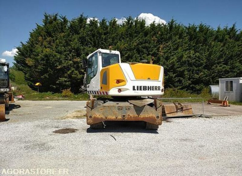 Pelle à pneus Liebherr A914 - 2014 / 11357 HEURES (ML478) - Kaivuri: kuva Pelle à pneus Liebherr A914 - 2014 / 11357 HEURES (ML478) - Kaivuri Pelle à pneus Liebherr A914 - 2014 / 11357 HEURES (ML478) - Kaivuri: kuva Pelle à pneus Liebherr A914 - 2014 / 11357 HEURES (ML478) - Kaivuri