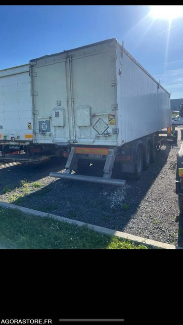 SEMI-REMORQUE TRAILOR - 1994 - Perävaunu: kuva SEMI-REMORQUE TRAILOR - 1994 - Perävaunu SEMI-REMORQUE TRAILOR - 1994 - Perävaunu: kuva SEMI-REMORQUE TRAILOR - 1994 - Perävaunu
