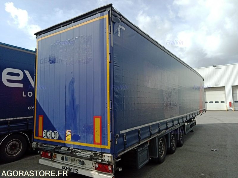 SEMI SCHMITZ - 2015 - - Perävaunu: kuva SEMI SCHMITZ - 2015 - - Perävaunu SEMI SCHMITZ - 2015 - - Perävaunu: kuva SEMI SCHMITZ - 2015 - - Perävaunu