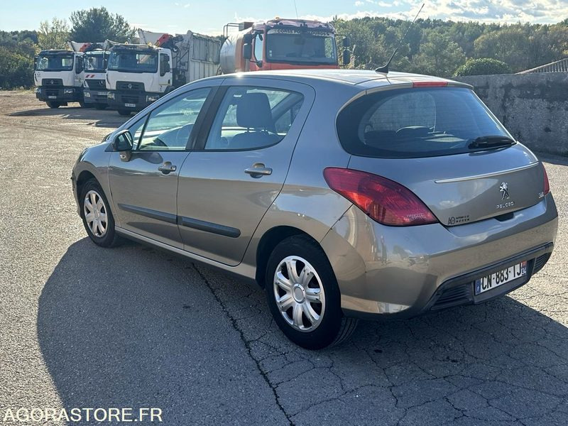 Peugeot 308 - Henkilöauto: kuva Peugeot 308 - Henkilöauto Peugeot 308 - Henkilöauto: kuva Peugeot 308 - Henkilöauto