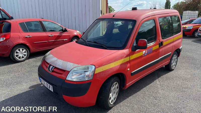 Peugeot - Partner - 2006 - 174763KMS - 8136YD71 - Pieni pakettiauto: kuva Peugeot - Partner - 2006 - 174763KMS - 8136YD71 - Pieni pakettiauto Peugeot - Partner - 2006 - 174763KMS - 8136YD71 - Pieni pakettiauto: kuva Peugeot - Partner - 2006 - 174763KMS - 8136YD71 - Pieni pakettiauto