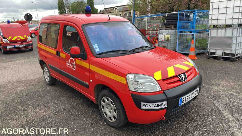 Peugeot - Partner Totem - 2006 - 130773KMS - 8133YD71 - Pieni pakettiauto: kuva Peugeot - Partner Totem - 2006 - 130773KMS - 8133YD71 - Pieni pakettiauto Peugeot - Partner Totem - 2006 - 130773KMS - 8133YD71 - Pieni pakettiauto: kuva Peugeot - Partner Totem - 2006 - 130773KMS - 8133YD71 - Pieni pakettiauto