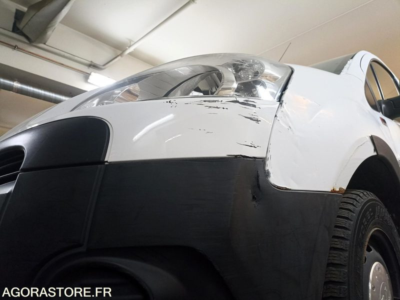 Peugeot Partner (pour pièces) - Pieni pakettiauto: kuva Peugeot Partner (pour pièces) - Pieni pakettiauto Peugeot Partner (pour pièces) - Pieni pakettiauto: kuva Peugeot Partner (pour pièces) - Pieni pakettiauto