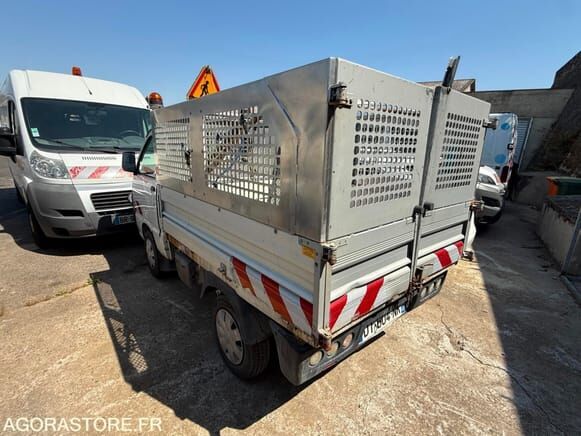Piaggio PORTER - Kippilava-auto: kuva Piaggio PORTER - Kippilava-auto Piaggio PORTER - Kippilava-auto: kuva Piaggio PORTER - Kippilava-auto