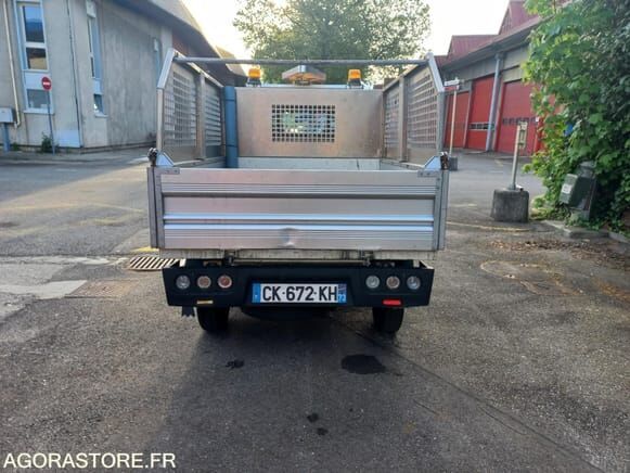Piaggio PORTER - Kippilava-auto: kuva Piaggio PORTER - Kippilava-auto Piaggio PORTER - Kippilava-auto: kuva Piaggio PORTER - Kippilava-auto