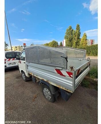Piaggio PORTER - Kippilava-auto: kuva Piaggio PORTER - Kippilava-auto Piaggio PORTER - Kippilava-auto: kuva Piaggio PORTER - Kippilava-auto