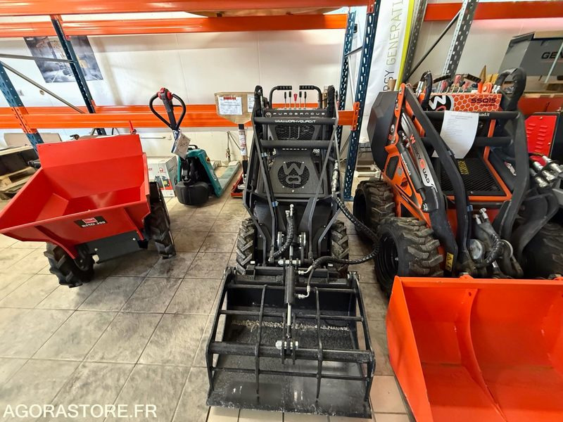 Porte outils SSQ11 PUROSANGUE Worky quad Plus Essence NEUF - Puutarhalaitteet: kuva Porte outils SSQ11 PUROSANGUE Worky quad Plus Essence NEUF - Puutarhalaitteet Porte outils SSQ11 PUROSANGUE Worky quad Plus Essence NEUF - Puutarhalaitteet: kuva Porte outils SSQ11 PUROSANGUE Worky quad Plus Essence NEUF - Puutarhalaitteet