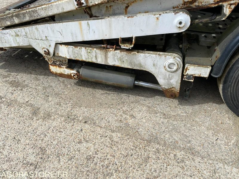 REMORQUE PORTE VOITURE - Puoliperävaunu: kuva REMORQUE PORTE VOITURE - Puoliperävaunu REMORQUE PORTE VOITURE - Puoliperävaunu: kuva REMORQUE PORTE VOITURE - Puoliperävaunu