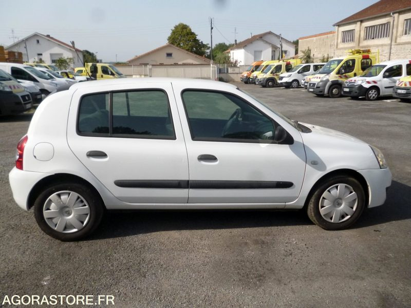 RENAULT CLIO 1.5 DCI - 2007 - Henkilöauto: kuva RENAULT CLIO 1.5 DCI - 2007 - Henkilöauto RENAULT CLIO 1.5 DCI - 2007 - Henkilöauto: kuva RENAULT CLIO 1.5 DCI - 2007 - Henkilöauto